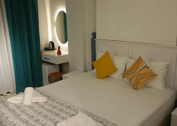 Cemile Hanim Konagi * Çeşme