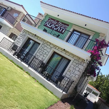 Cemile Hanım Konağı Otel Çeşme