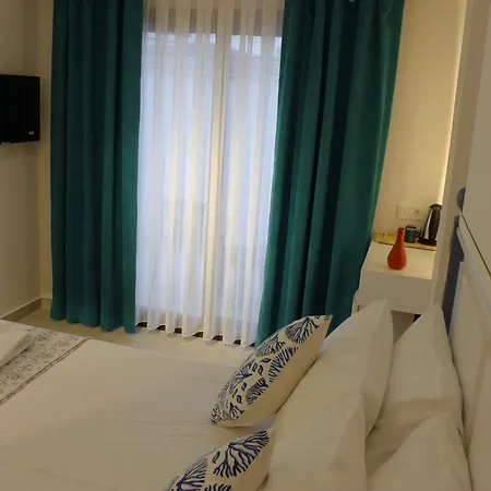 Cemile Hanım Konağı Çeşme