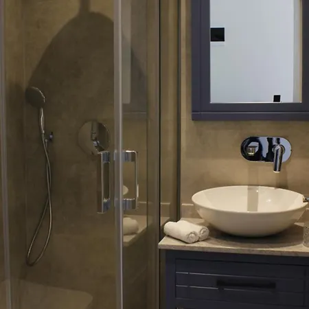 Cemile Hanım Konağı Otel *