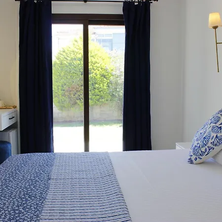 Cemile Hanım Konağı Otel *