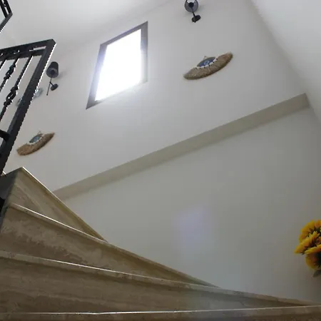 Cemile Hanım Konağı *