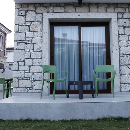 Cemile Hanım Konağı Otel *